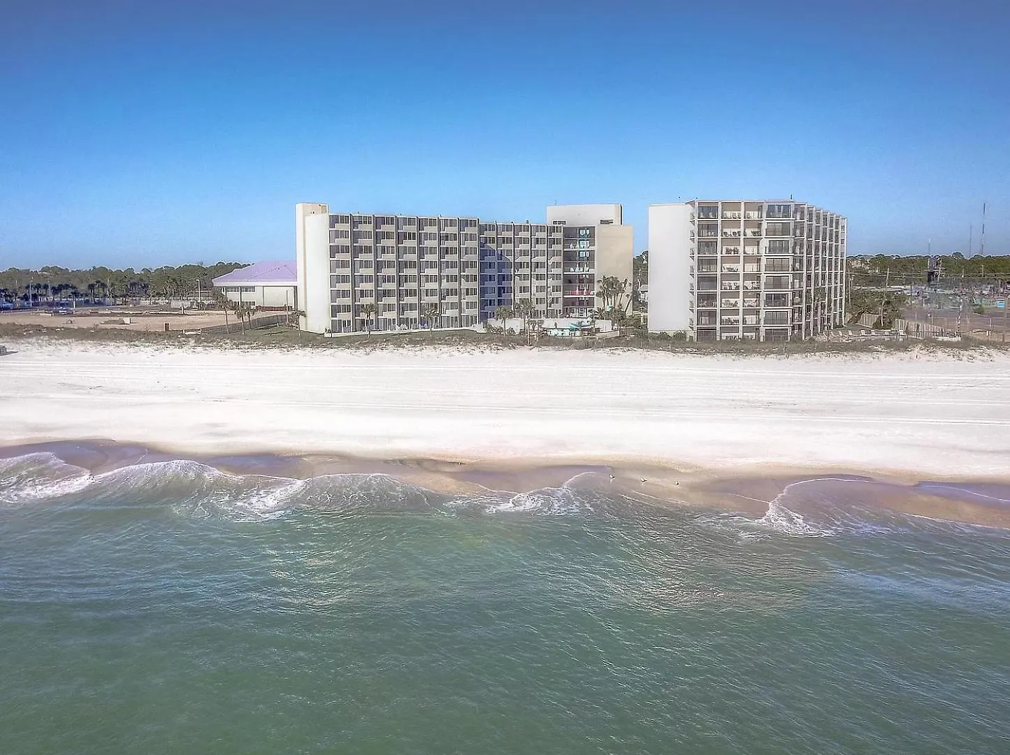Beachfront Studio - Perfect Location - Free Beach Chairs Panama City Beach 0*,  United States