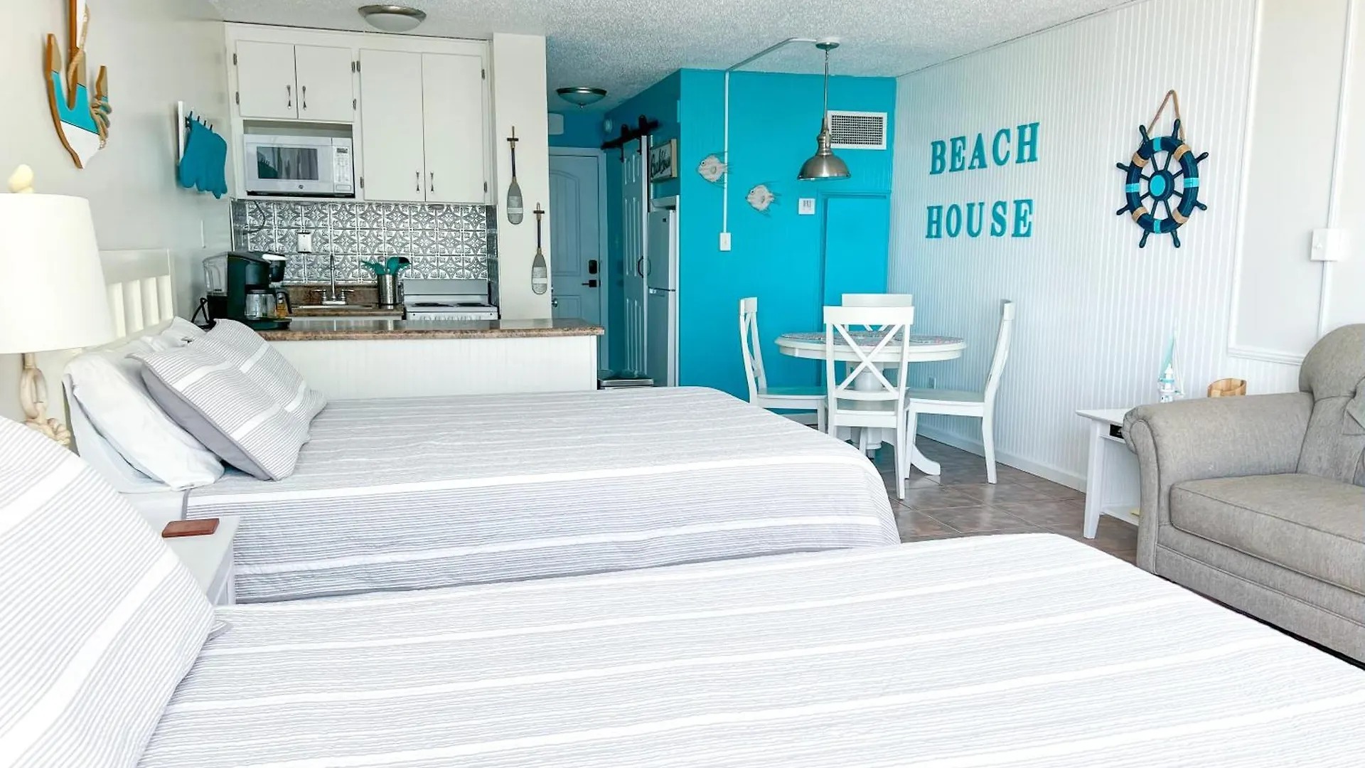 Lägenhet Beachfront Studio - Perfect Location - Free Beach Chairs Panama City Beach USA